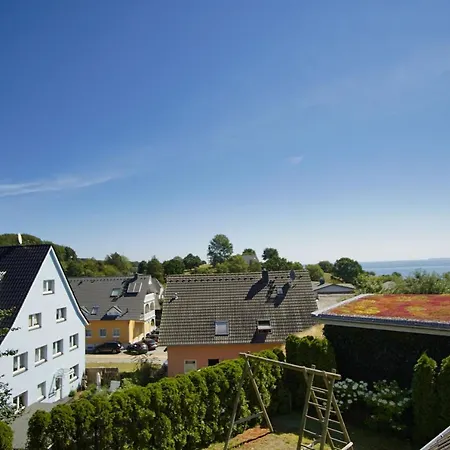 Haus Inselblick: Seaside Retreat With Ocean Views And Access *