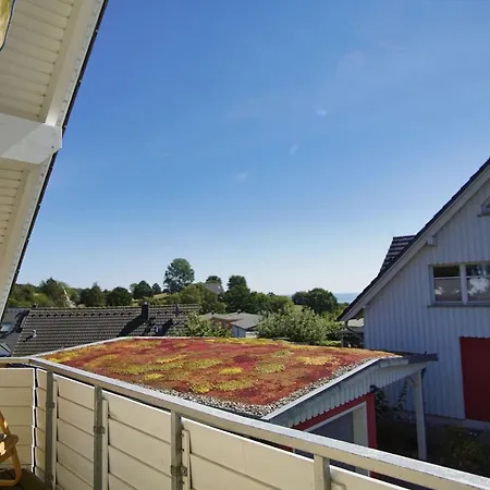 Haus Inselblick: Seaside Retreat With Ocean Views And Access *