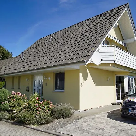 Nah Am Meer, Meerblick, Gratis Nutzung Vom Ahoi Erlebnisbad Und Sauna In Sellin - Haus Inselblick 03