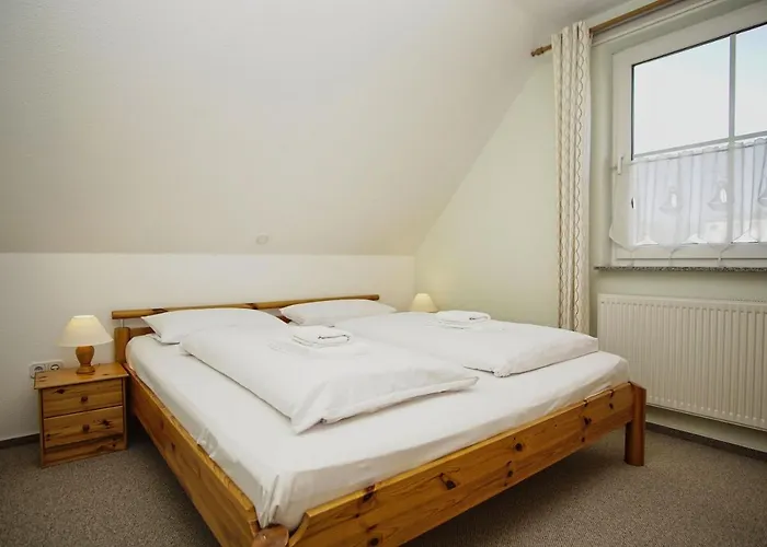 Appartement Nah Am Meer, Meerblick, Gratis Nutzung Vom Ahoi Erlebnisbad Und Sauna In Sellin - Haus Inselblick 03 Goehren (Ruegen)