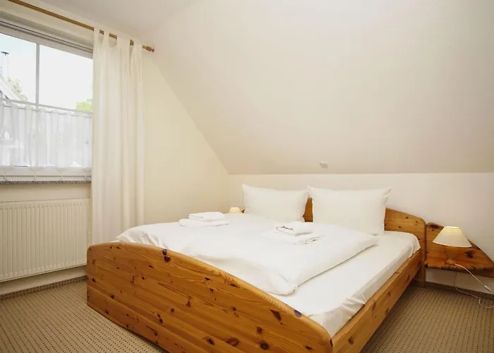 Appartement Nah Am Meer, Meerblick, Gratis Nutzung Vom Ahoi Erlebnisbad Und Sauna In Sellin - Haus Inselblick 03 Goehren (Ruegen)