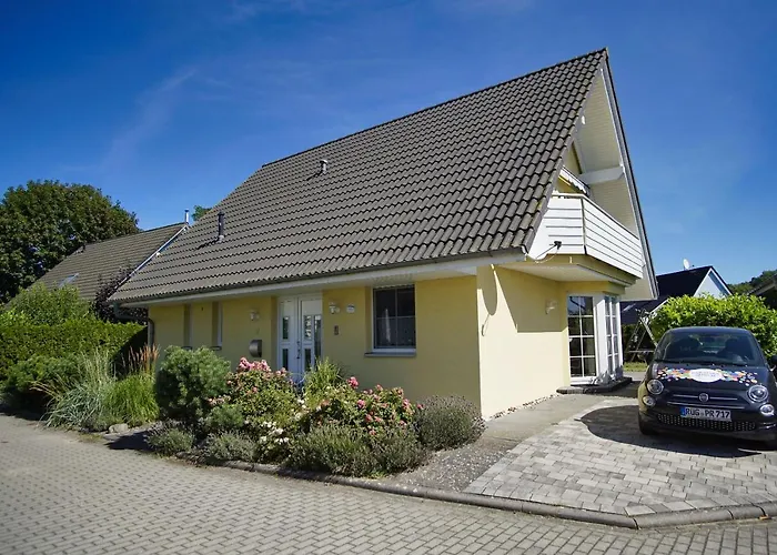 Nah Am Meer, Meerblick, Gratis Nutzung Vom Ahoi Erlebnisbad Und Sauna In Sellin - Haus Inselblick 03 Appartement *